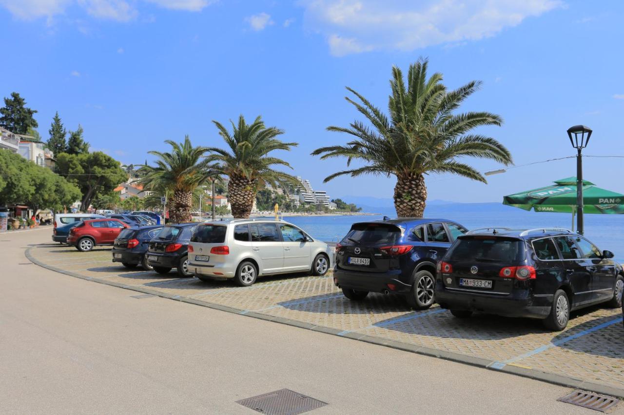 Apartments By The Sea Podgora, Makarska - 18918 エクステリア 写真