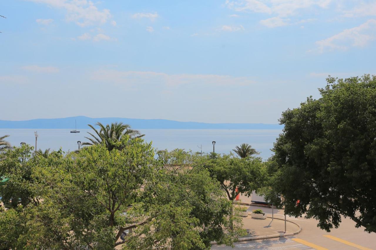 Apartments By The Sea Podgora, Makarska - 18918 エクステリア 写真