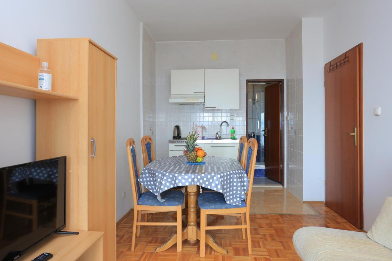 Apartments By The Sea Podgora, Makarska - 18918 エクステリア 写真
