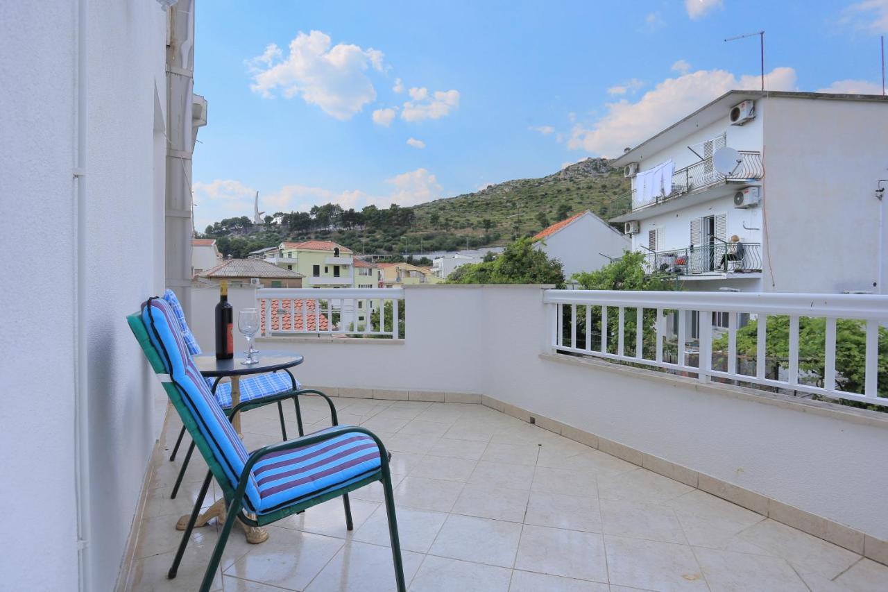 Apartments By The Sea Podgora, Makarska - 18918 エクステリア 写真